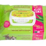 Pet cleansing wipes with Aloe Vera and Talc